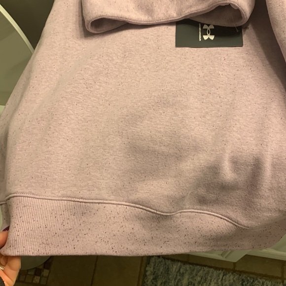 Under armour sweatshirt - Picture 3 of 3
